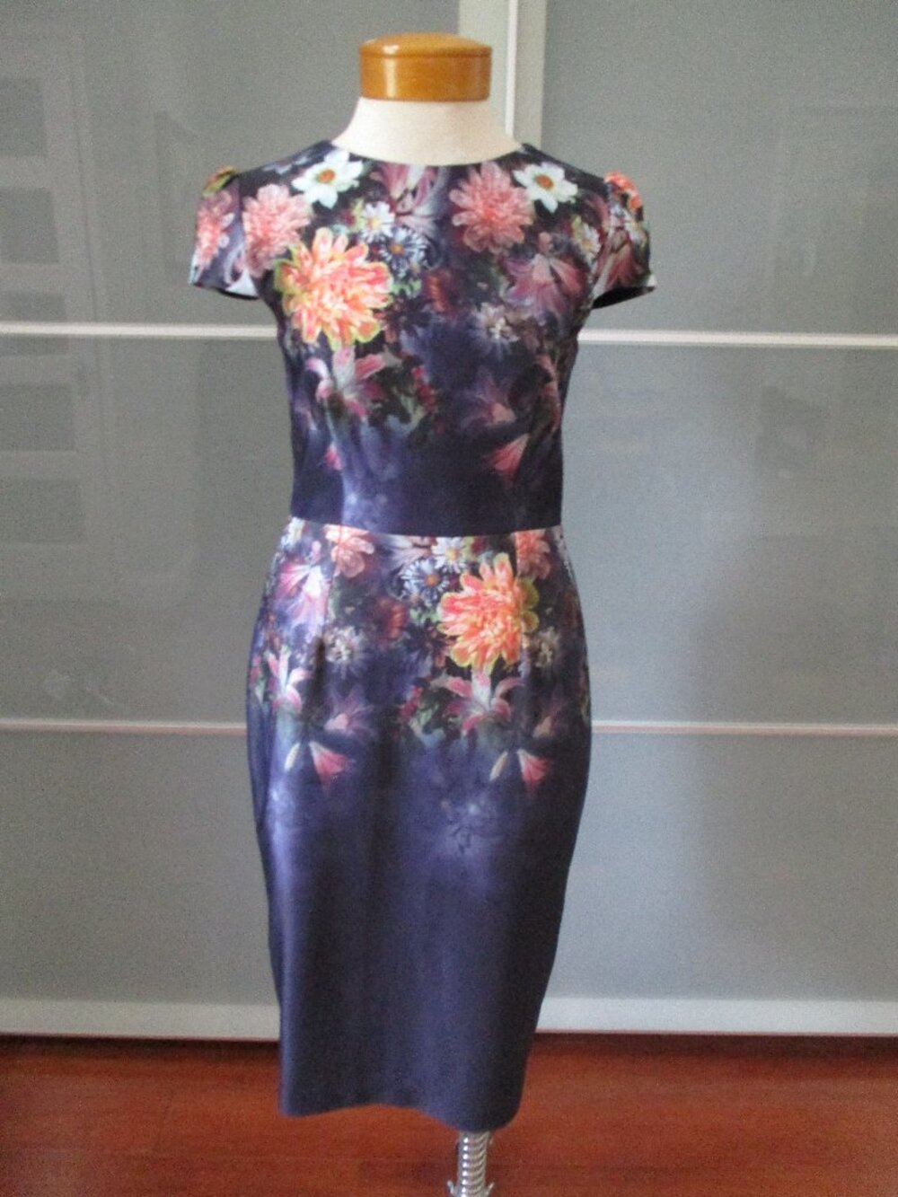 Vintage Betsey Johnson Cap Sleeve Floral Print Midi Pencil Dress